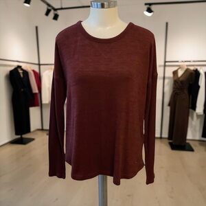 Abercrombie & Fitch Soft A&F Cozy Ribbed Sleeve Top Size M Burgundy